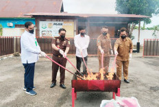 Kejari Mukomuko Musnahkan Barang Bukti 34 Perkara Tindak Pidana