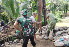 Pastikan Tepat Waktu, Kodim 0423/BU Libatkan Babinsa Membangun Jembatan