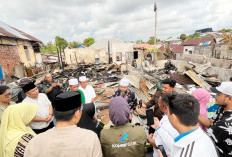 Gerak Cepat Gubernur Helmi Hasan Salurkan Bantuan untuk Korban Kebakaran