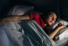 Selain Skincare, Posisi Tidur yang Salah Juga Bisa Membuat Wajahmu Terlihat Cepat Tua