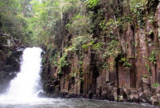Wisata Air Terjun Batu Betiang, Pesona Alam Tersembunyi di Rejang Lebong Bengkulu