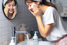 Ini Urutan Skincare Malam yang Tepat untuk Mengatasi Kulit Bruntusan