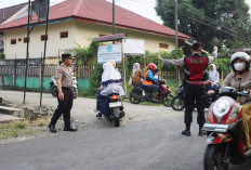 Tak Hanya Arahan, Kapolres Turun Langsung Atur Lalu Lintas