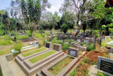 Benarkah Orang Tua yang Sudah Meninggal Bisa Melihat Perbuatan Anaknya di Dunia? Berikut Penjelasannya