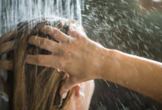 Mandi Wajib Pakai Sampo Membuat Ibadah Kamu Tidak Sah, Begini Penjelasannya