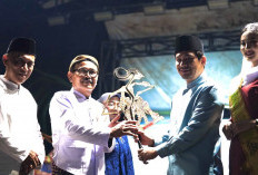 Ditutup Dengan Pagelaran Wayang Kulit, Bupati Sebut Rafflesia Kemumu Festival Bangkitkan Wisata dan UMKM