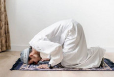 Menutup Aurat Dalam Sholat Merupakan Hal Wajib untuk Syarat Sah Sholatmu