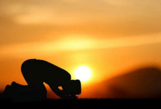 Hajat Sebesar Gunung Akan Dikabulkan Allah SWT, Baca Doa Ini 3 Kali di Sujud Terakhir Sholat