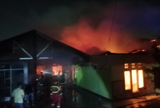 Rumah Notaris Terbakar, Seorang Nenek Nyaris Terjebak