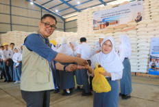 Tingkatkan Literasi Pangan untuk Generasi Muda, BULOG Bengkulu Edukasi Siswa SMA