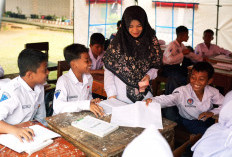 Ruang Kelas Darurat Pertamina untuk SMPN 19 Bengkulu Pasca Kebakaran