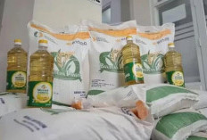 22.678 Keluarga Miskin di Mukomuko Terima Bantuan Beras dan Minyak Goreng
